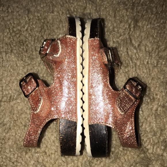 Cat & Jack sparkly pink sandals size 5 Velcro closure 💗 - Picture 4 of 6